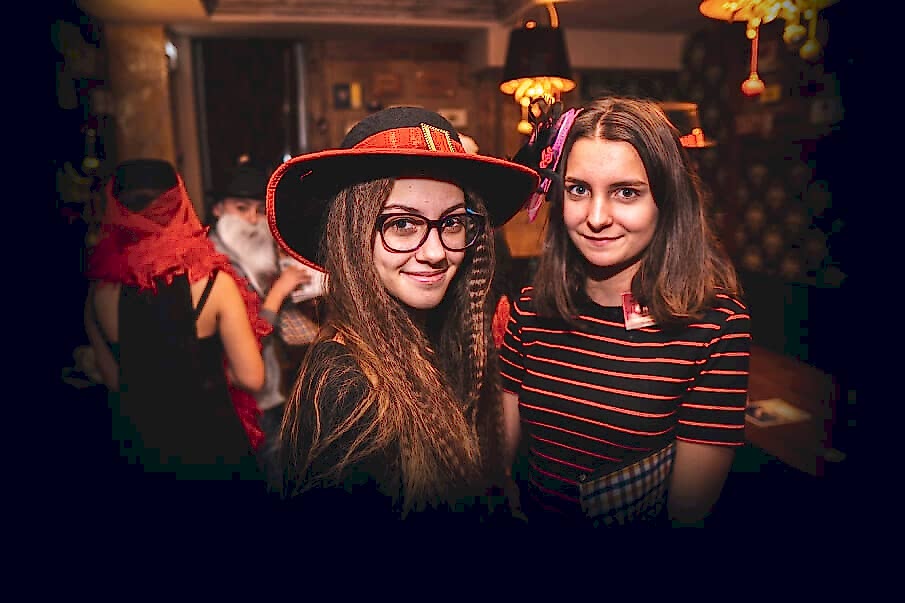 alt_img_exitquest-child alt_img_exitquest-child